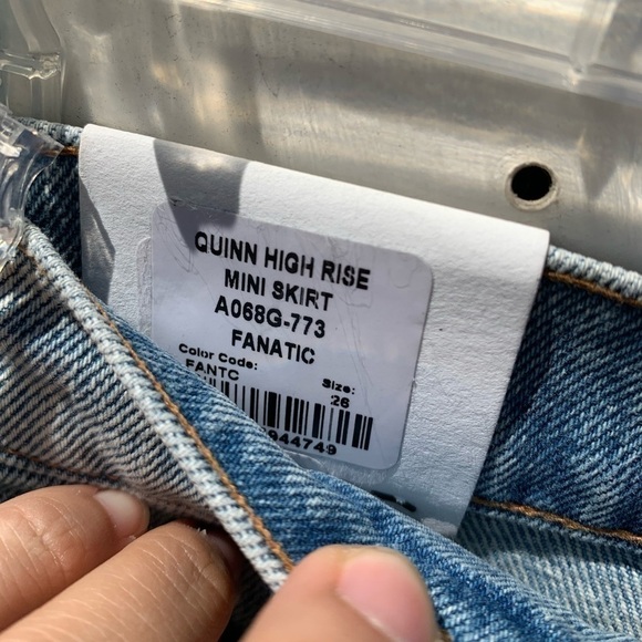 Agolde Quinn high rise mini denim skirt - Picture 4 of 8